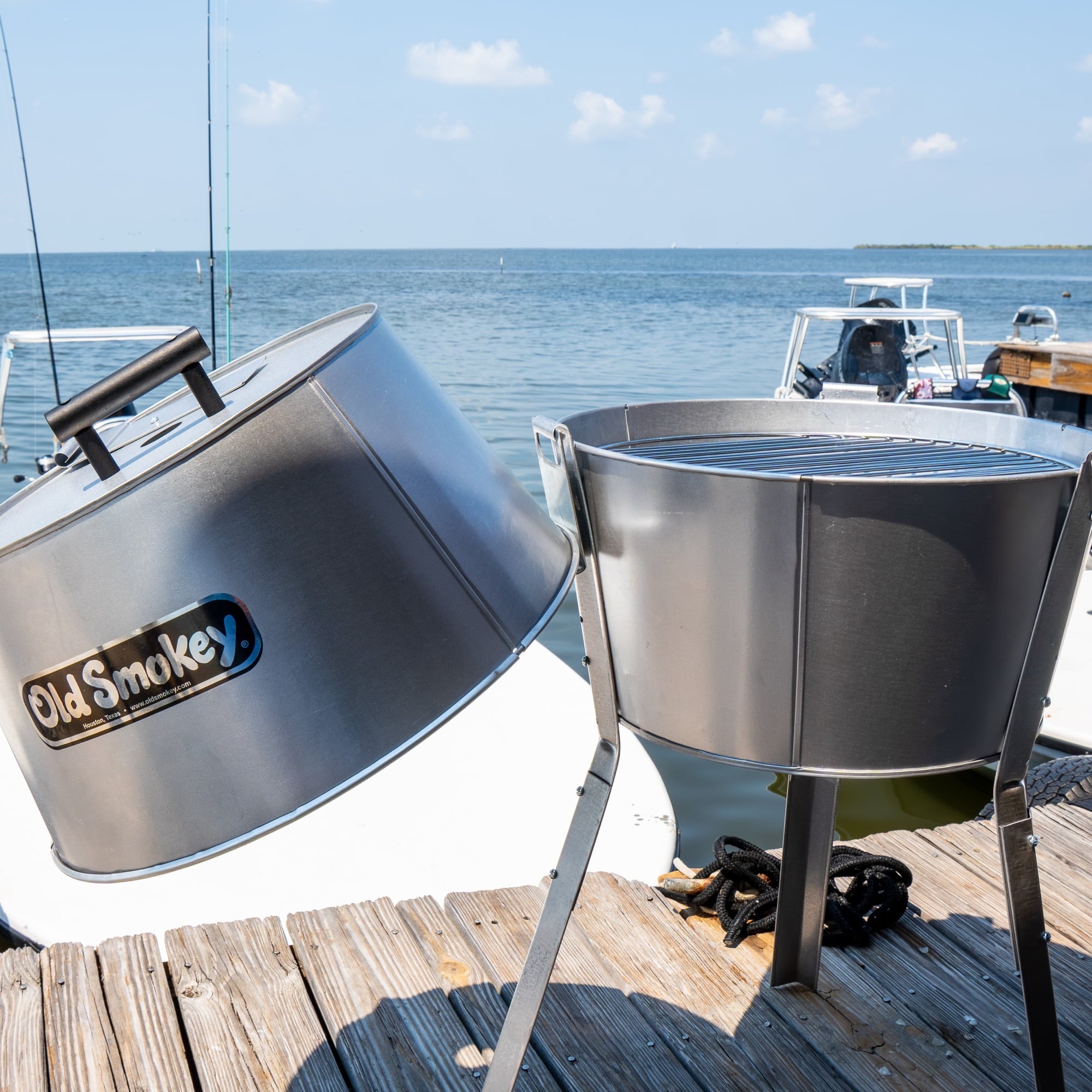 Old Smokey 18 inch Portable Charcoal Grill, Durable Steel BBQ Grill